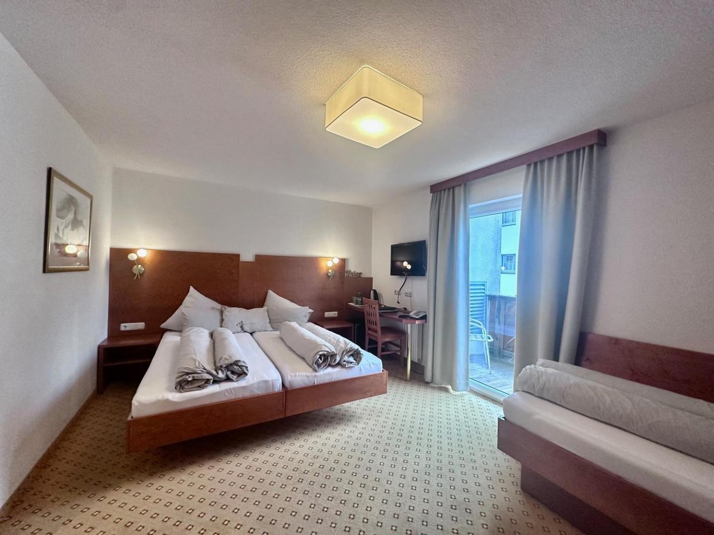 Arlen Lodge Hotel Inkl Premium Karte Im Sommer Sankt Anton am Arlberg Ngoại thất bức ảnh